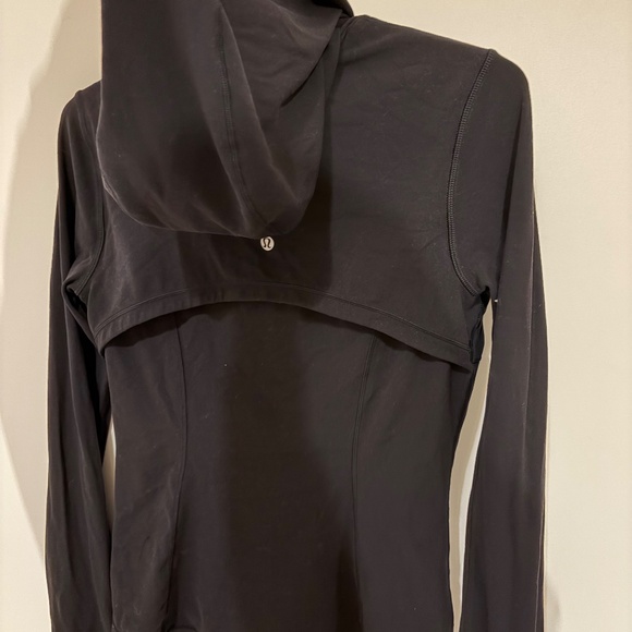 Lululemon hooded define jacket - Picture 3 of 3